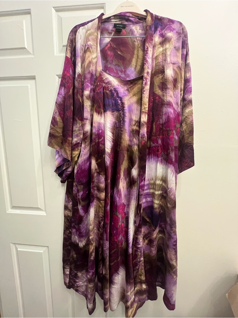 Natori Abstract Purple & Gold Flowing Silk Nightgown and Matching Robe